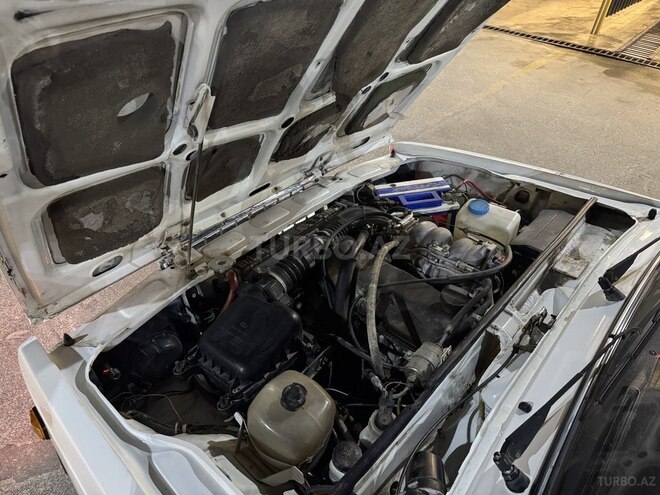 LADA (VAZ) 2107 2010, 178,000 km - 1.6 л - Bakı