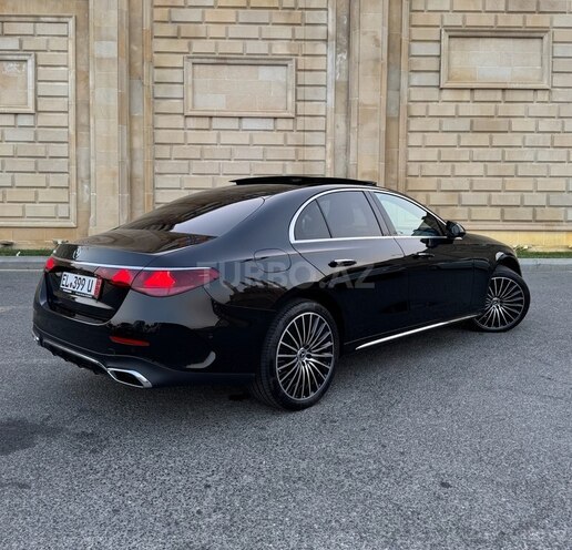 Mercedes E 300 e 2023, 10,850 km - 2.0 л - Bakı