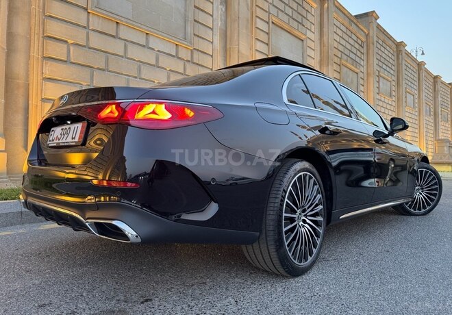 Mercedes E 300 e 2023, 10,850 km - 2.0 л - Bakı