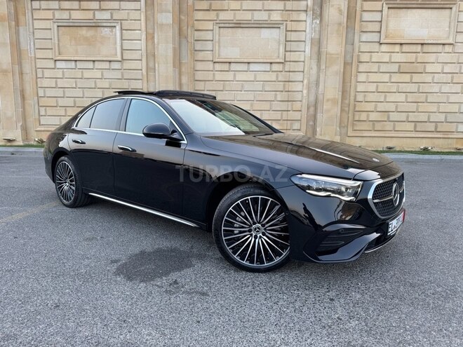 Mercedes E 300 e 2023, 10,850 km - 2.0 л - Bakı
