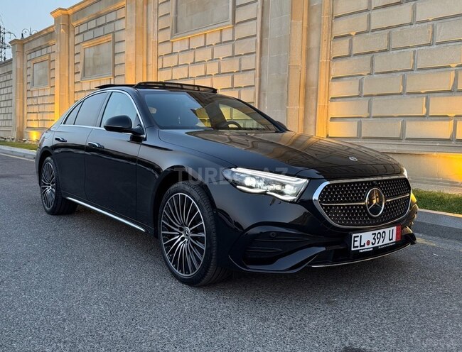 Mercedes E 300 e 2023, 10,850 km - 2.0 л - Bakı