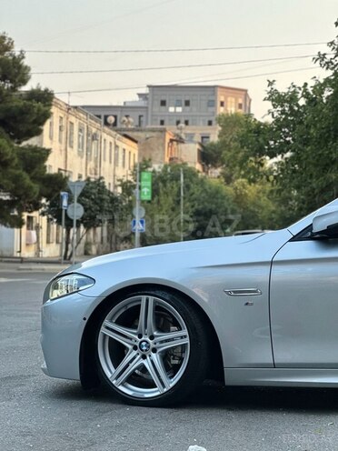 BMW 520 2015, 180,000 km - 2.0 l - Bakı