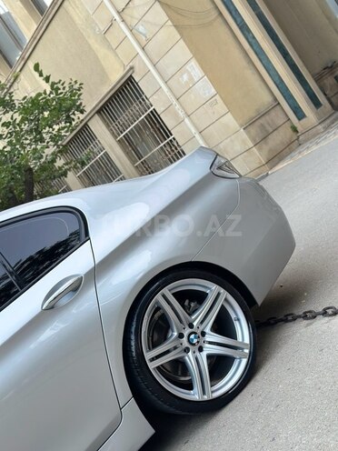 BMW 520 2015, 180,000 km - 2.0 l - Bakı