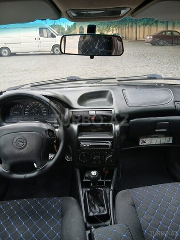 Opel Astra 1997, 480,000 km - 2.0 l - Şamaxı
