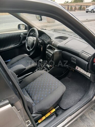 Opel Astra 1997, 480,000 km - 2.0 l - Şamaxı