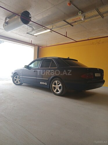 Mercedes E 230 1995, 444,568 km - 2.3 l - Ağcabədi