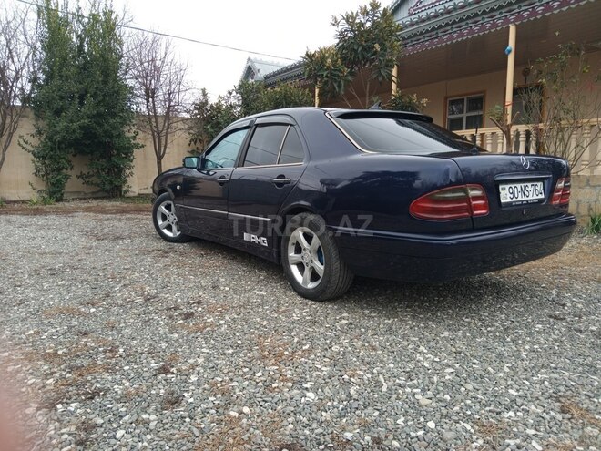 Mercedes E 230 1995, 444,568 km - 2.3 l - Ağcabədi
