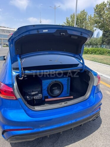 Hyundai Elantra 2018, 130,357 km - 1.6 l - Bakı