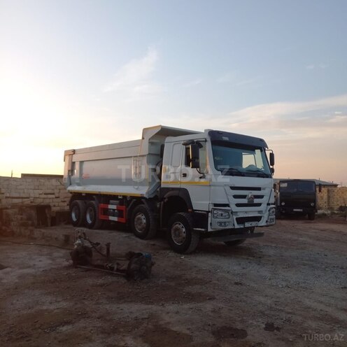 HOWO Sinotruk 2023, 63,000 km - 10.0 л - Bakı