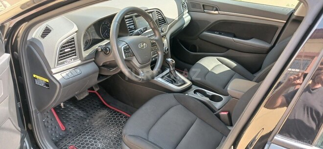 Hyundai Elantra 2018, 60,000 km - 2.0 l - Sumqayıt