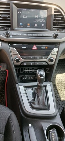 Hyundai Elantra 2018, 60,000 km - 2.0 l - Sumqayıt