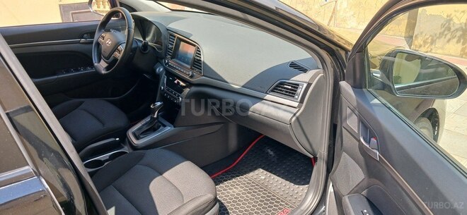Hyundai Elantra 2018, 60,000 km - 2.0 l - Sumqayıt