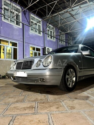 Mercedes E 230 1995, 512,512 km - 2.3 l - Bakı