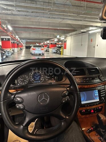 Mercedes E 220 d 2002, 325,939 km - 2.2 л - Bakı