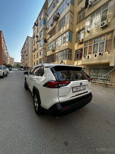 Toyota RAV4 2025, 20,000 km - 2.5 l - Bakı