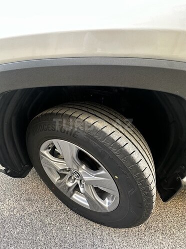 Toyota RAV4 2025, 20,000 km - 2.5 l - Bakı