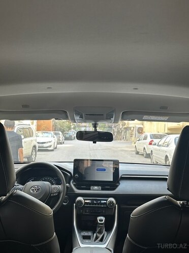Toyota RAV4 2025, 20,000 km - 2.5 l - Bakı