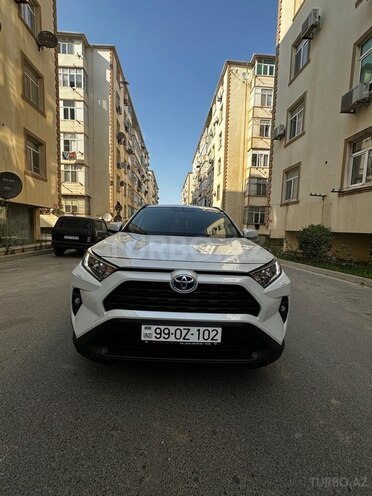Toyota RAV4 2025, 20,000 km - 2.5 l - Bakı