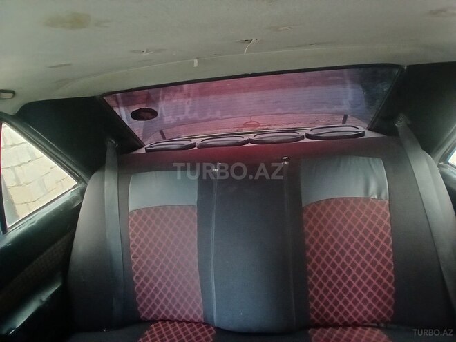 Mercedes 190 1992, 375,000 km - 2.0 l - Salyan