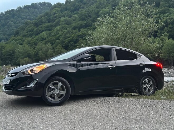 Hyundai Avante 2015, 196,500 km - 1.6 л - İsmayıllı