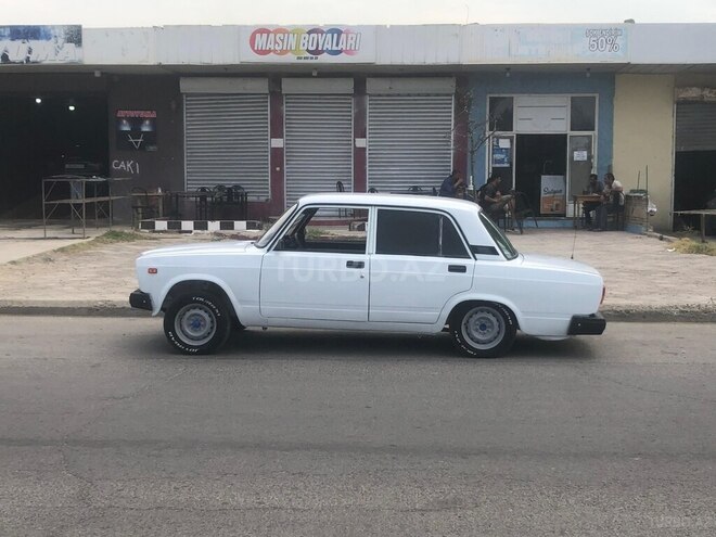 LADA (VAZ) 2107 1984, 200,000 km - 1.6 л - Şirvan