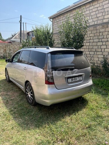 Mitsubishi Grandis 2003, 350,000 km - 2.4 l - Qusar