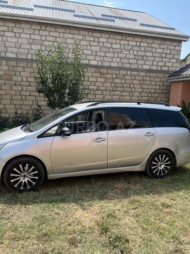 Mitsubishi Grandis 2003, 350,000 km - 2.4 l - Qusar