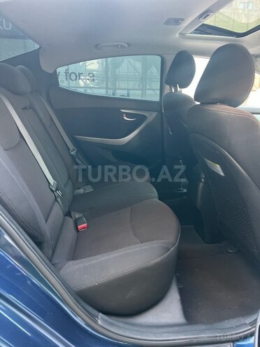 Hyundai Elantra 2015, 95,000 km - 1.8 л - Bakı