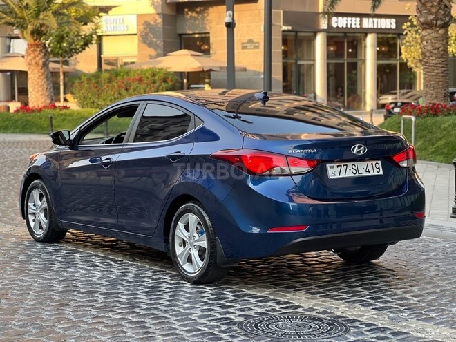 Hyundai Elantra 2015, 95,000 km - 1.8 л - Bakı
