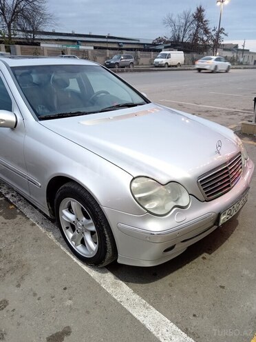 Mercedes C 320 2000, 220,000 km - 3.2 l - Xaçmaz