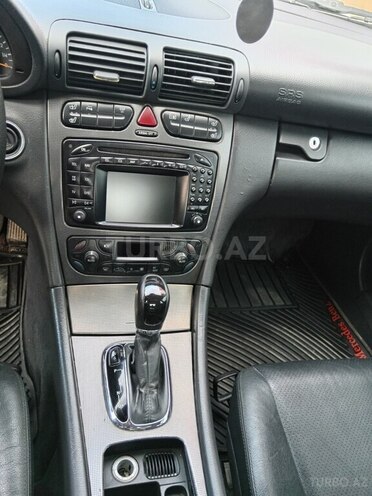 Mercedes C 320 2000, 220,000 km - 3.2 l - Xaçmaz