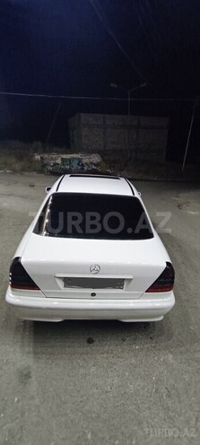 Mercedes C 220 d 2000, 50,000 km - 2.2 л - 