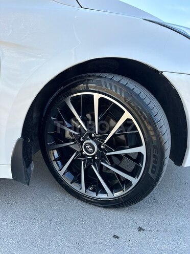 Hyundai i40 2014, 229,000 km - 1.6 l - Naxçıvan