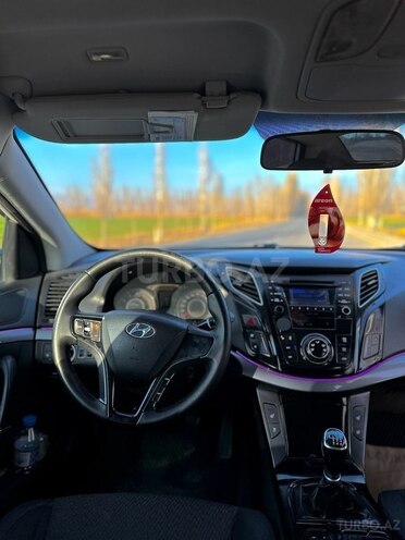 Hyundai i40 2014, 229,000 km - 1.6 l - Naxçıvan