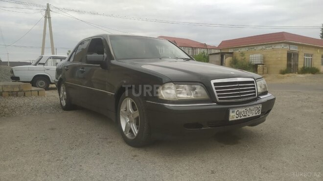 Mercedes C 180 1995, 318,895 km - 1.8 л - Hacıqabul