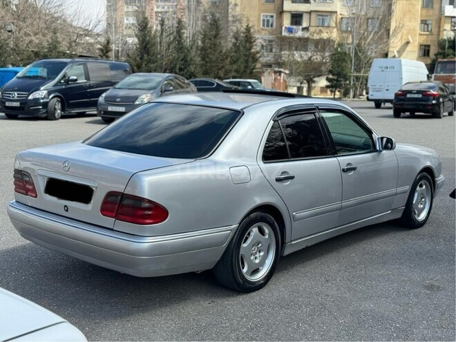 Mercedes E 230 1995, 266,000 km - 2.3 l - Bakı