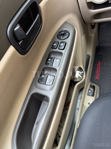 Hyundai Accent 2008, 246,000 km - 1.6 l - Bakı