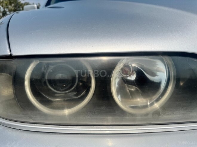 BMW 528 1999, 466,544 km - 2.8 l - Bakı