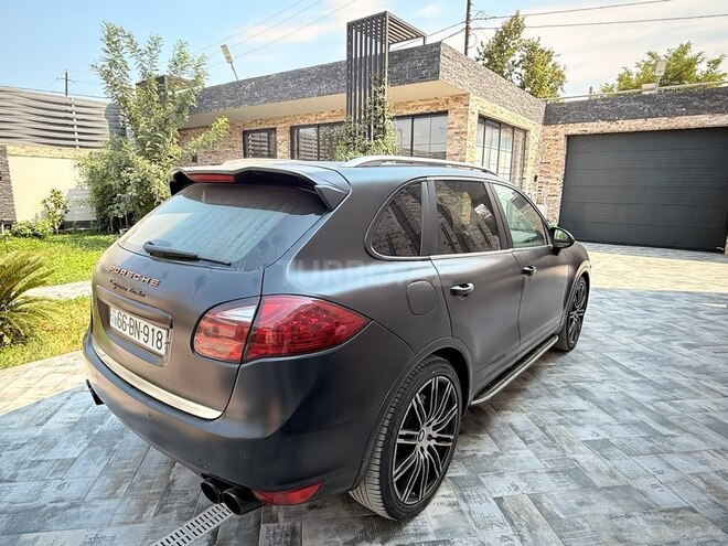 Porsche Cayenne S 2011, 148,000 km - 4.8 l - Yevlax