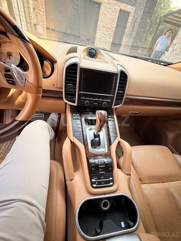 Porsche Cayenne S 2011, 148,000 km - 4.8 l - Yevlax