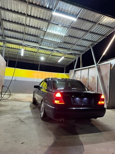 Mercedes C 200 1995, 488,510 km - 2.0 l - Gəncə