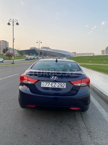 Hyundai Elantra 2013, 241,402 km - 1.8 l - Bakı