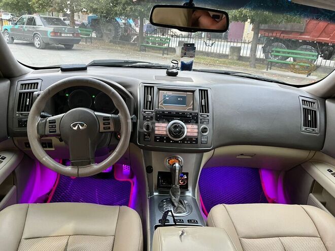 Infiniti FX35 2007, 360,000 km - 3.5 l - Oğuz