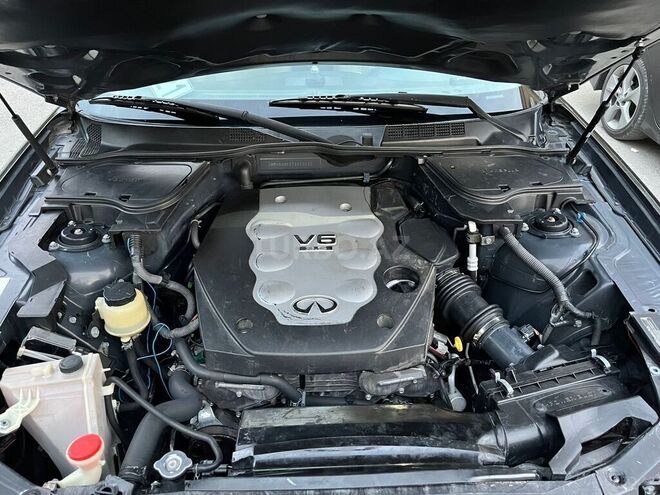 Infiniti FX35 2007, 360,000 km - 3.5 l - Oğuz
