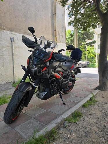 Bajaj Dominar 400 2024, 10,000 km - 0.4 l - Bakı