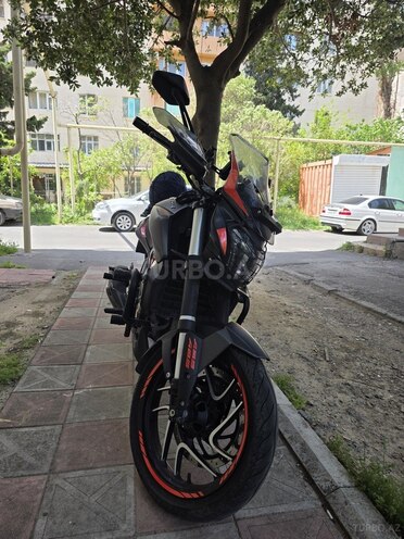 Bajaj Dominar 400 2024, 10,000 km - 0.4 l - Bakı