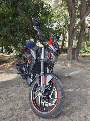 Bajaj Dominar 400 2024, 10,000 km - 0.4 l - Bakı