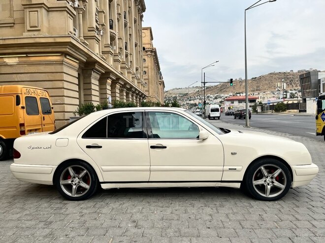 Mercedes E 220 d 1998, 500,000 km - 2.2 l - Bakı