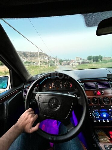 Mercedes E 220 d 1998, 500,000 km - 2.2 l - Bakı