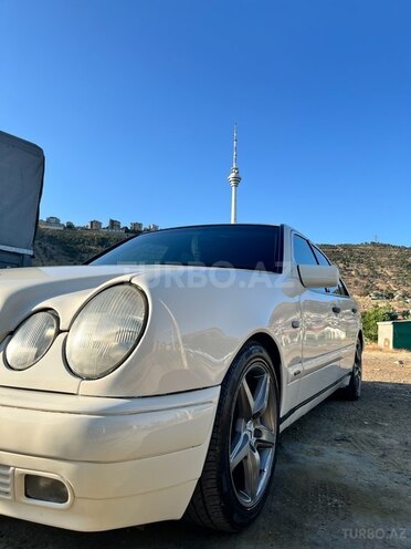 Mercedes E 220 d 1998, 500,000 km - 2.2 l - Bakı